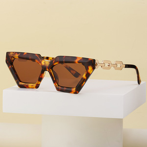 Lunettes de soleil œil de chat style européen et américain, monture en métal noir, protection UV400, pour femme, ZS 98039 - Product Image 4