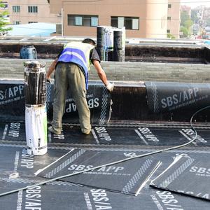 Sous-couche de toiture <span class=keywords><strong>synthétique</strong></span> Enveloppe de maison Polyuréthane Étanche PA <span class=keywords><strong>Membrane</strong></span> d'<span class=keywords><strong>étanchéité</strong></span> haute résistance pour béton - Product Image 2