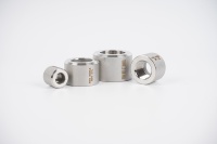 304/sus316L BSPT3/8 acier inoxydable haute pression tête unique filetage intérieur joint de tuyau épaissi soudage demi-collier de serrage fileté