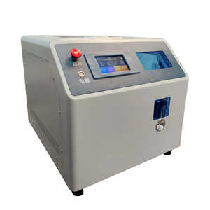 Machine à sertir de terminaison de production avec système de remplacement rapide de la trémie pour le traitement de plusieurs tailles de cosses de terminaison - Product Image 3