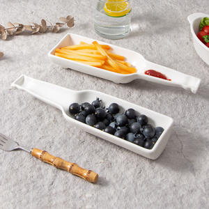 Plato de cerámica para botella de vino, forma irregular blanca, para aperitivos, postres, uso en fiestas, hotel, café, té, plato para servir. - Product Image 3