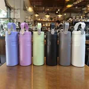 Nouvelle bouteille d'eau isotherme de sport et de voyage de 16 oz et 24 oz, bouteille d'eau en acier inoxydable avec couvercle à paille rabattable - Product Image 4