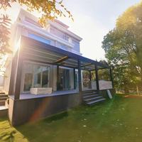 Kits de système de toiture à persiennes en aluminium bioclimatique avec revêtement en poudre imperméable et écran pour gazebo de jardin extérieur