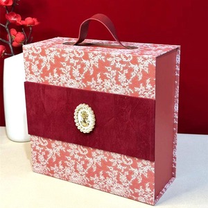 Caja de regalo de boda francesa de lujo ligera de tres tamaños con logotipo personalizado RTS caja de papel rígida portátil con cinta para <span class=keywords><strong>dulces</strong></span> - Product Image 2