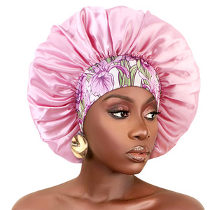 Vente en gros de bonnets de luxe personnalisés pour femmes, enveloppes de cheveux en satin avec logo personnalisé pour <span class=keywords><strong>la</strong></span> <span class=keywords><strong>plage</strong></span> et les voyages - Product Image 1
