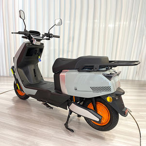 สกู๊ตเตอร์ไฟฟ้ามอเตอร์800W/2000W พร้อมแบตเตอรี่ตะกั่วกรด72V 20ah/32Ah ความเร็วสูงสุด60 km/h - Product Image 5