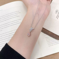 Collier Pendentif Ajustable pour Femme en Or Rose et Blanc 18K avec Diamant de Laboratoire Rose en Forme de Goutte à Quatre Griffes, Charme Diamant de Laboratoire Coloré