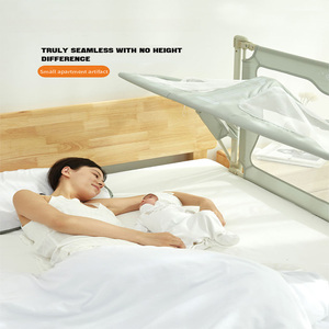 Nouveau Lit Bébé Convertilbe 3-en-1 Multifonctionnel avec Barrière de Sécurité en Plastique et Sommier, Lit de Voyage pour Bébés - Product Image 2