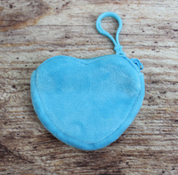 Nouveauté 2026 Mini Portefeuilles en Forme de Cœur Couleur Bonbon, Petite Pochette à Monnaie en Peluche, Porte-clés à Fermeture Éclair, Pochette pour Cartes d'Identité, Sacs de Rangement Cadeau pour Enfants