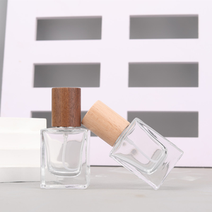 New Design Wholesale <b>Empty</b> Mini30ml square Transparent <b>Glass</b> Perfume Mist Spray Packaging Perfume <b>Empty</b> <b>Bottle</b> Customizable logo - Product Image 3