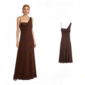 Nuevo Vestido Largo Asimétrico de Otoño con Cuello Plisado, Estilo Festivo y sin Mangas, a la Moda y con Temperamento Elegante - Product Image 1