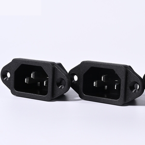 Conector de Alimentación IEC 60320 C14 con Orejetas de Montaje, 10A 250V~, Conector de Corriente Alterna para Montaje en Panel con Terminales de Tornillo, Certificado TUV - Product Image 1