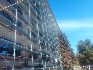Système <span class=keywords><strong>d</strong></span>'échafaudage en H à installation rapide, polyvalent pour la peinture et le revêtement de façade - Product Image 2