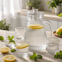 Carafe à eau en verre avec couvercle et poignée, pichet à thé glacé à nervures verticales avec bec verseur