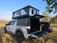 Moderna Carpa Plegable Ligera y Expandible para 2 Personas, con Techo Rígido para Camioneta Todoterreno 4x4, Impermeable