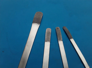 Juego de 4 Retractores Darrach de Acero Inoxidable Alemán de Alta Calidad, Instrumentos Quirúrgicos Ortopédicos Reutilizables y Autoclavables - Product Image 2
