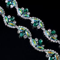 Chaîne de strass Gillian en forme de fleur à 12 facettes, à dos plat, pour DIY, style européen et américain, pour vêtements, robes de mariée et applications à griffes