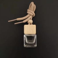 Flacon diffuseur de parfum pour voiture en verre suspendu avec couvercle en bois carré 8ml 10ml