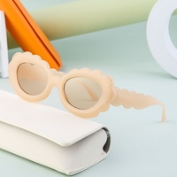 Lunettes de soleil œil de chat Y2K personnalisées style européen et américain pour femmes, protection UV400, monture complète, idéales pour les fêtes, lunettes de soleil amusantes et transfrontalières.