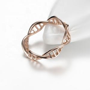2023 Mode <span class=keywords><strong>Dna</strong></span> Dubbele Helix Rose Gouden <span class=keywords><strong>Ring</strong></span> Titanium Genoom Dames <span class=keywords><strong>Ring</strong></span> Hennep Patroon Heren Sieraden Ringen - Product Image 6