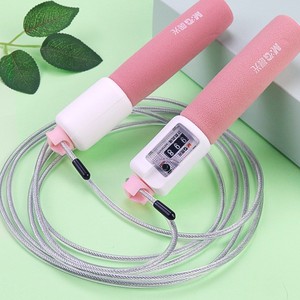 Cuerda para saltar con cable de acero M&G, con mango de espuma, ajustable, para fitness estudiantil AST97474 - Product Image 3