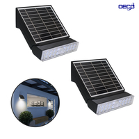 Lumière murale carrée solaire LED personnalisée IP65 avec diffuseur en polycarbonate et capteur de mouvement PIR pour une utilisation en extérieur