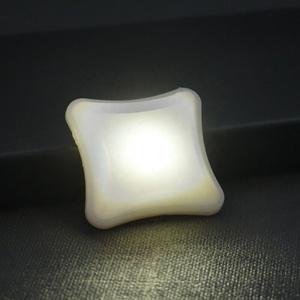 Luz de Reconocimiento LED para Casco con Cinta Adhesiva, Luz de Señalización de Seguridad Impermeable para Actividades al Aire Libre - Product Image 5