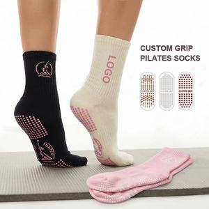 Calcetines de Algodón Antideslizantes para Mujer, Diseño Personalizado con Logotipo, Calcetines de Yoga y Pilates, Calcetines de Ballet Antideslizantes, Venta al Por Mayor - Product Image 1