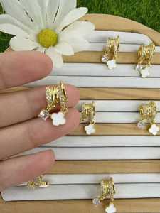 <span class=keywords><strong>Abalorios</strong></span> de Trébol Chapados en <span class=keywords><strong>Oro</strong></span> con Circones, Esmalte Blanco y Negro, para Pulseras Estilo <span class=keywords><strong>Pandora</strong></span> DIY - Product Image 2