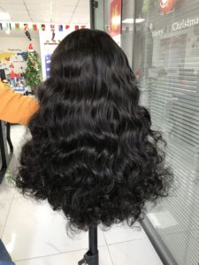 Parrucche con Lace di Capelli Umani Trasparenti Ondulate Corpose Ricci All'ingrosso Grado Brasiliano 10A Sciolte per Donne Bianche Nere Lunghe con Pizzo Svizzero - Product Image 5