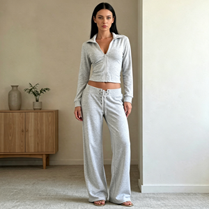 Ensemble de survêtement deux pièces personnalisé pour femme, avec veste à demi-zip à manches longues et pantalon de survêtement, tenue décontractée et sportive - Product Image 2