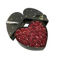 Boîte cadeau en papier kraft avec rosette magnétique personnalisée, dossiers en carton gris, laminage mat UV, bijoux de mariage, montre, matériaux recyclés