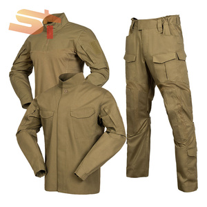 Conjunto de traje táctico AK de tres piezas para Primavera-Otoño, ropa de entrenamiento de camuflaje impermeable para exteriores, diseño de rana suelta - Product Image 1