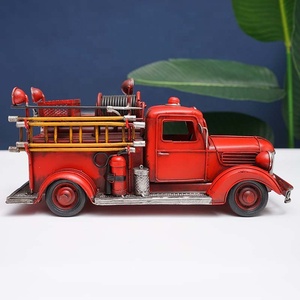 Modelo <span class=keywords><strong>de</strong></span> Camión <span class=keywords><strong>de</strong></span> <span class=keywords><strong>Bomberos</strong></span> Vintage, Figura Retro <span class=keywords><strong>de</strong></span> Camión Rojo <span class=keywords><strong>de</strong></span> Hierro, Figura <span class=keywords><strong>de</strong></span> Vehículo, Regalo para Niños, <span class=keywords><strong>Juguete</strong></span> Infantil, Decoración del Hogar, Artesanía <span class=keywords><strong>de</strong></span> Metal - Product Image 5
