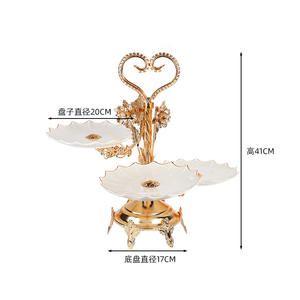 Paniers de fruits à plusieurs niveaux Cupcake Stand Assiette à dessert Style européen Gâteau Stand Fruit Candy Tower Plateau de service en verre pour la maison de mariage - Product Image 1