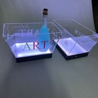 Seau à glace carré en acrylique transparent avec logo doré personnalisé, rechargeable, lumineux, pour champagne et vin, avec poignée, idéal pour les boîtes de nuit