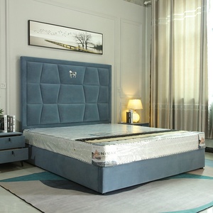 เตียงคู่ขนาดคิงไซส์สไตล์อิตาลี Letto รุ่น Elegante สีน้ำเงินกำมะหยี่ เตียงหรูหราสำหรับวิลล่า เฟอร์นิเจอร์ดีไซเนอร์ DIVANO-8940 เตียงคิงไซส์ DIVANO- - Product Image 3