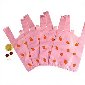 Asas de Plástico Biodegradables con Sellado de Tres Lados para Uso en Tiendas de Comestibles, Restaurantes y Tiendas de Conveniencia - Rosadas, para Pasteles de Fresa y Leche - Product Image 1