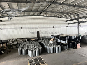 Bảo vệ chim bồ câu cho tấm pin mặt trời-Dây mạ kẽm điện 1.3mm Lưới Hàn với bảo vệ loài gặm nhấm-Hàng rào chim cho tấm pin mặt trời - Product Image 4