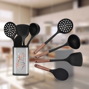 Ensemble d'ustensiles de cuisine 5 pièces avec manche en noyer, spatule multi-usage, cuillère à riz, outils de cuisson en silicone avec rangement - Product Image 6