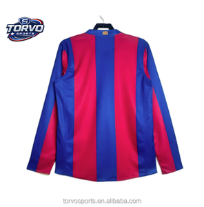 Camiseta de Fútbol Vintage de Ronaldinho 10 del Barcelona, Manga Larga, Transpirable, Edición Jugador, Réplica Exacta del Uniforme de Fútbol - Product Image 1