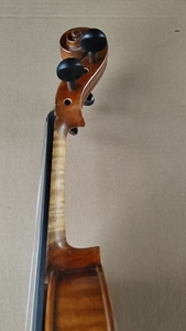 Violín 4/4 Hecho a Mano con Madera Sólida de Abeto y Arce, Sonido Rico, Estuche de Espuma de Alta Calidad - Product Image 6