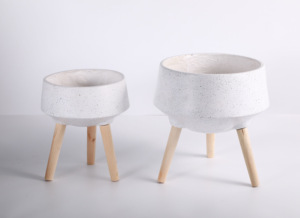 Maceta Moderna de Cerámica con Patas de Madera, Diseño Minimalista, Acabado Glaseado, Macetas de Interior para Decoración del Hogar - Product Image 3