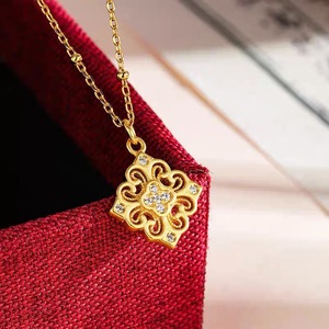 Collar Cuadrado Ruyi de Plata de Ley S925 con Diamante de Corte Brillante Redondo y Cadena de Clavícula con Textura Dorada para Mujer, Regalo - Product Image 1