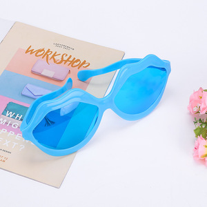 Surdimensionné fête vacances fournitures Halloween drôle lunettes coloré lèvres conception grandes lunettes mignon enfants lèvres lunettes <span class=keywords><strong>de</strong></span> soleil - Product Image 4