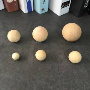 Boule d'artisanat en bois de 10mm boules rondes en bois non finies pour bricolage Art artisanat fabrication de bijoux projets de conception de bâtiment - Product Image 4