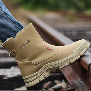 Competitive Price Anti-Pinch Winter Warmth Waterproof Plush Lining Construction Anti-Chill Safety Shoes - Product Image 3