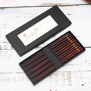 <span class=keywords><strong>Palillos</strong></span> <span class=keywords><strong>de</strong></span> <span class=keywords><strong>Madera</strong></span> Maciza Estilo Japonés, Exquisitos <span class=keywords><strong>Palillos</strong></span> <span class=keywords><strong>de</strong></span> <span class=keywords><strong>Madera</strong></span> <span class=keywords><strong>con</strong></span> Diseño <span class=keywords><strong>de</strong></span> Alas <span class=keywords><strong>de</strong></span> Pollo y Pequeñas Flores Doradas, Reutilizables para el Hogar - Product Image 5