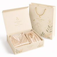 Boîte cadeau rigide magnétique personnalisée écologique en papier avec sac de shopping pour pyjamas, vêtements de nuit et vêtements