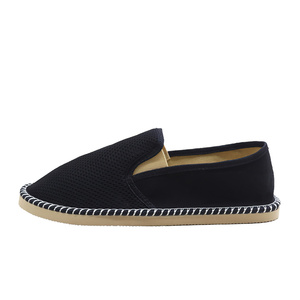 Mocasines Transpirables Color Negro Azabache para Hombre, Estilo Slip-On con Borde Trenzado, Suela Ligera, Zapatos Urbanos Cómodos, Calzado de Punto para Mujer - Product Image 6